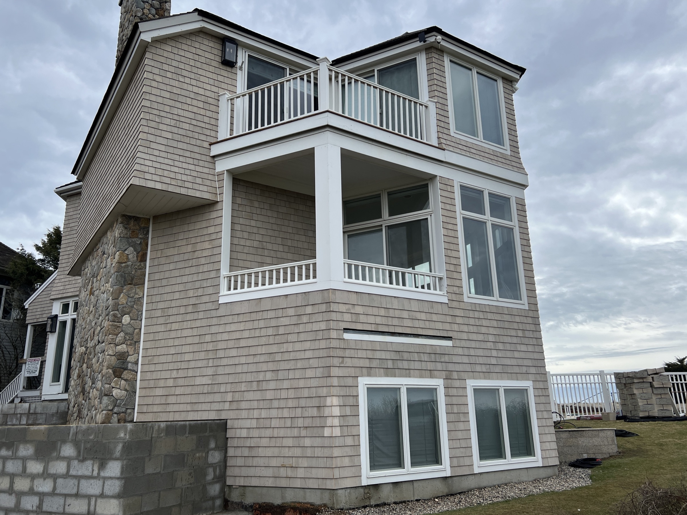 134 Shore Drive West